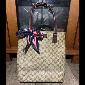Gucci tote